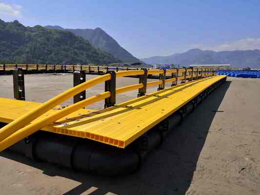 Multifunctional HDPE Fish Cage: For Commercial Farming & Recreational Angling