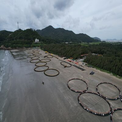 Large Commercial Offshore HDPE Fish Cage High Strength Anti‑Wave Floating Cage for Open‑Sea Aquaculture