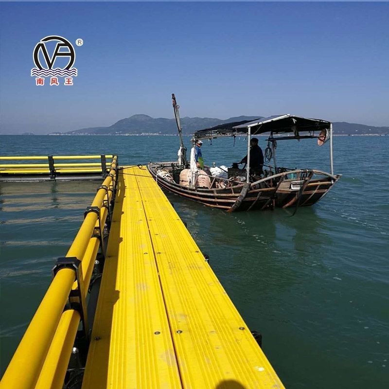 Deep Sea Aquaculture Leisure HDPE Fish Farming Cage Customized In Black And Yellow Color