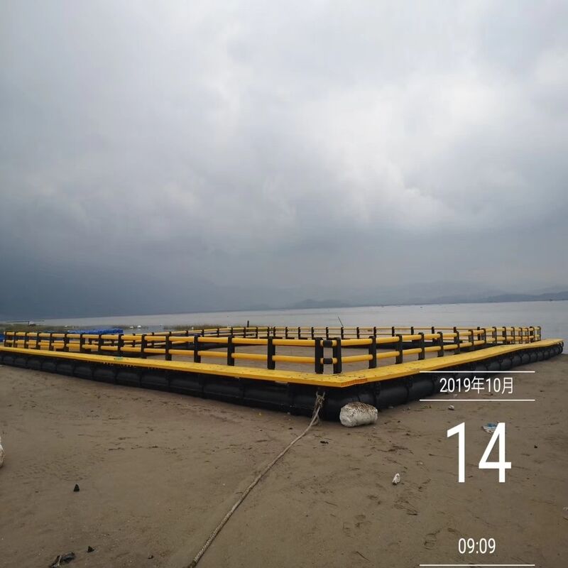 Tourism Water Entertainment Platform Anti Slip Floating Activity Platform