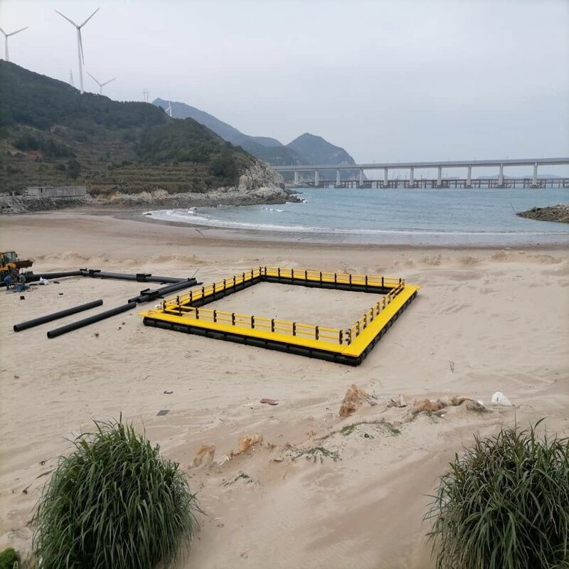 Eco Floating Platform Beside Culture Cages for Rural Water Tourism