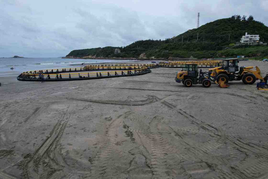 Customizable Size HDPE100 Fish Cage with Anti-Wave Resistance for Aquaculture Farms Worldwide
