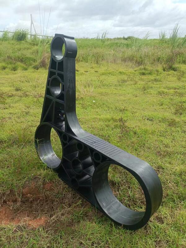 Do your floating cage frames deform severely when heavy waves hit? Our thick-walled HDPE buoy pipes stay intact.