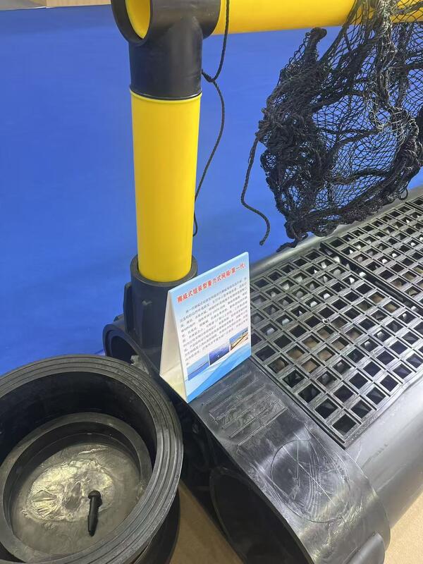 Want a rust-free floating fish cage with over 15 years lifespan?