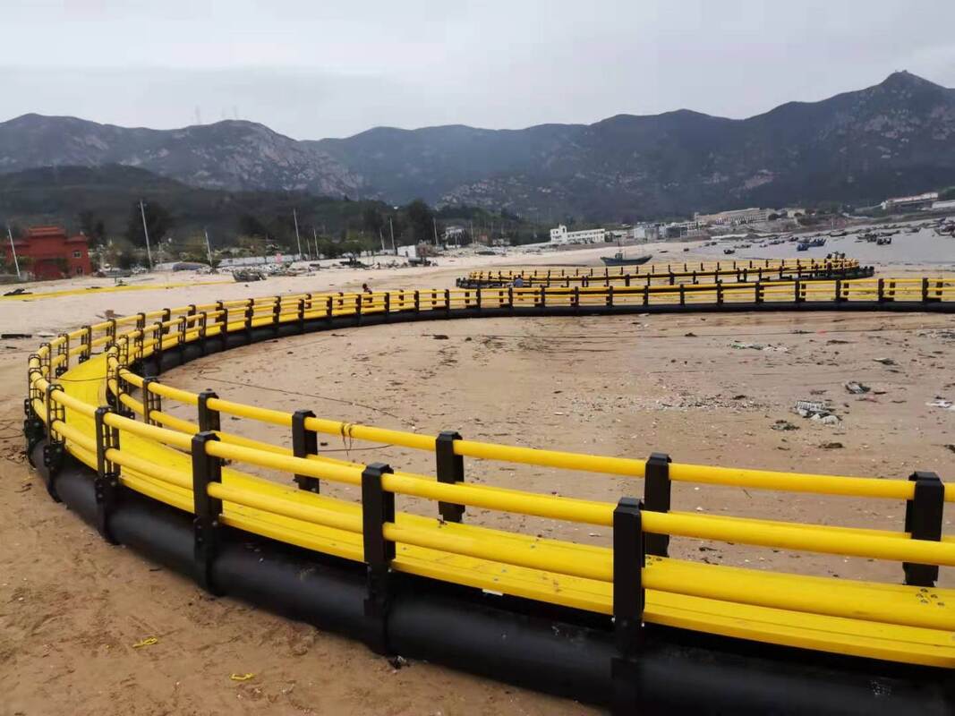 HDPE floating fish cage is designed for aquaculture and recreational fishing