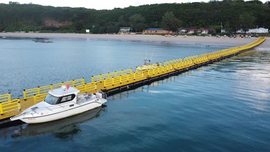 Leave old, rusty farming methods in the past. Step into tomorrow with advanced HDPE fish cage technology