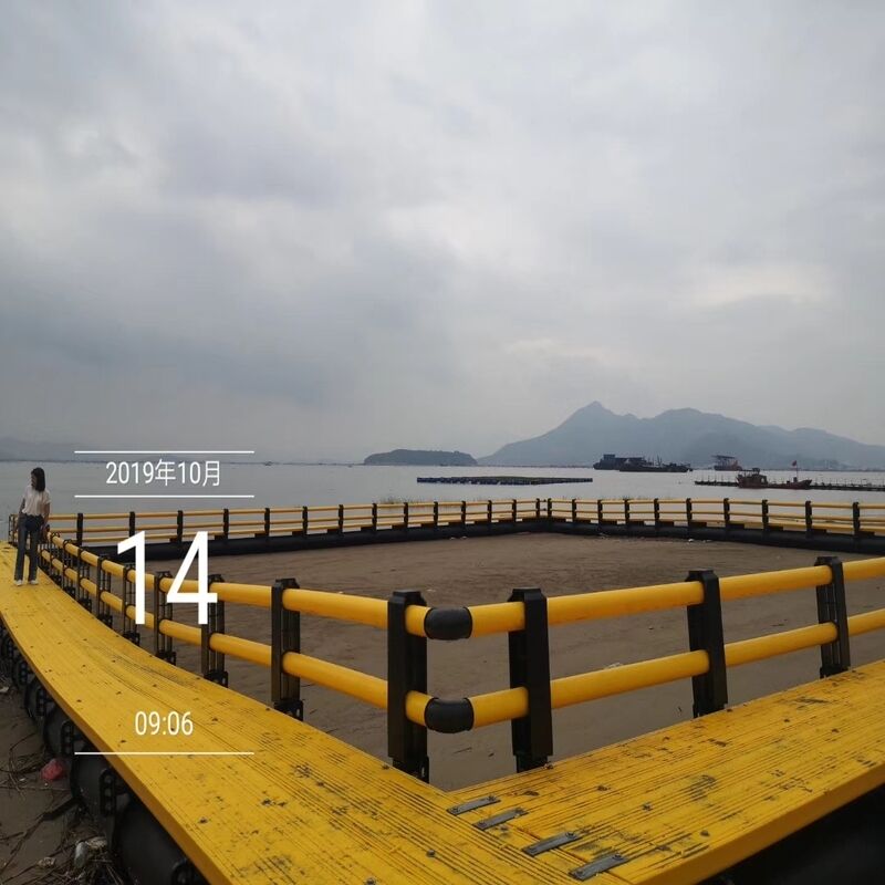 Modular Split-Type Aquaculture Cage with Walkway for Step-by-Step Farm Expansion