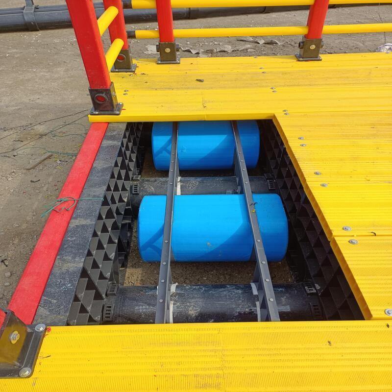 Custom Size HDPE Floating Leisure Platform & Fish Cage 2‑in‑1, Marine Sightseeing, Fishing & Aquaculture Platform