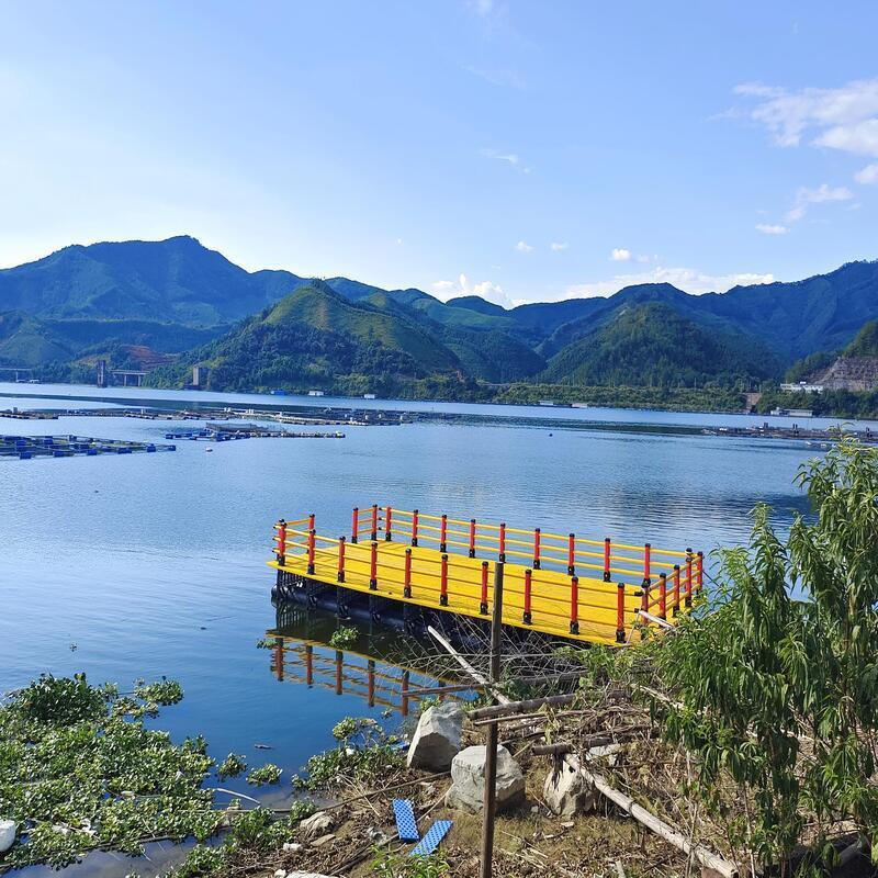 Custom Size HDPE Floating Leisure Platform & Fish Cage 2‑in‑1, Marine Sightseeing, Fishing & Aquaculture Platform