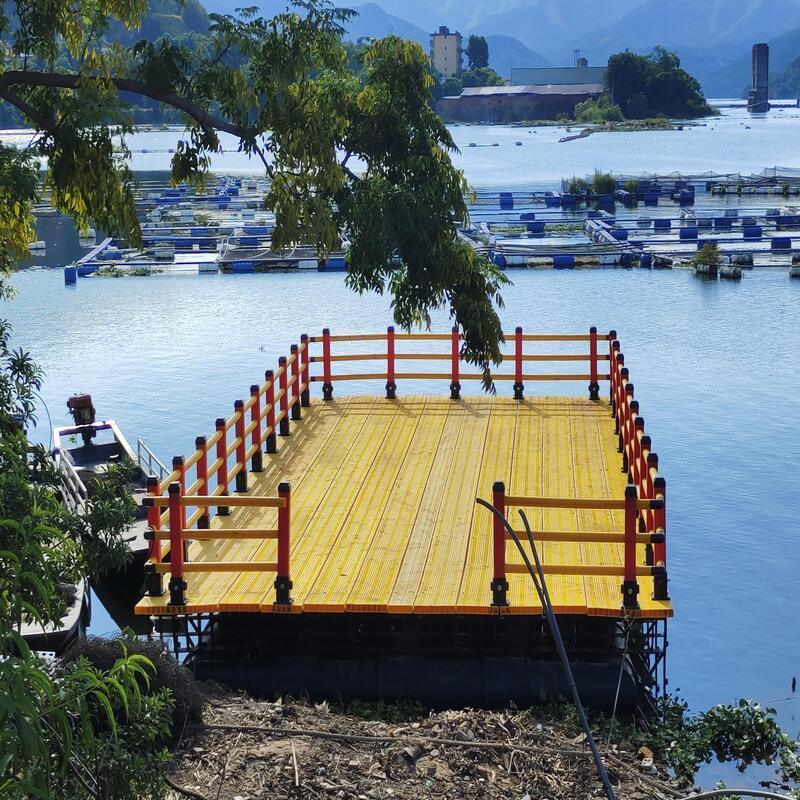 Custom Size HDPE Floating Leisure Platform & Fish Cage 2‑in‑1, Marine Sightseeing, Fishing & Aquaculture Platform