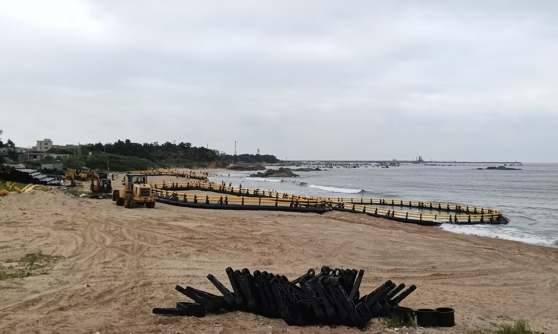 •Defying El Niño: Dual Main Floating Pipe Cage Offers Ultimate Storm Resistance and Rainstorm Protection